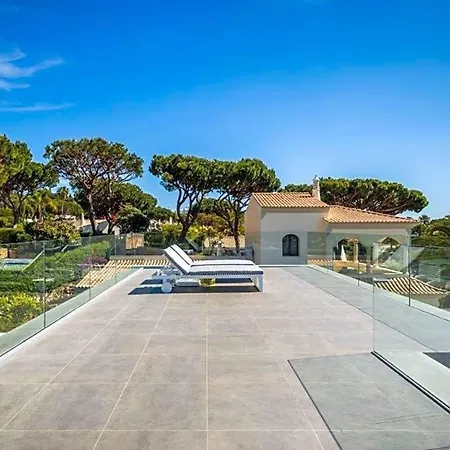 فيلة Vale Do Garrao Sleeps 8 With Pool Air Con And Wifi فالي دو لوبو