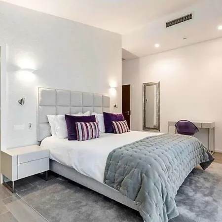 Vale Do Garrao Sleeps 8 With Pool Air Con And Wifi فيلة *